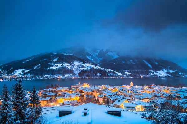 Hit the Austrian Alps: Alpine Views and Charming Lakeside Towns