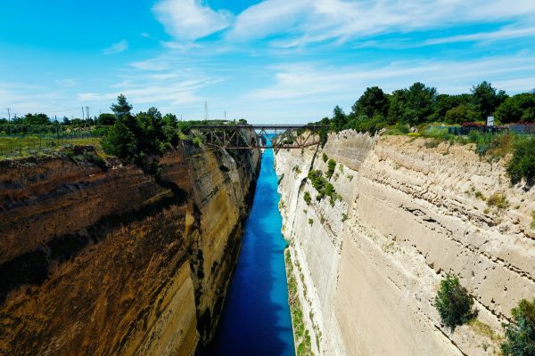 Corinth Canal, Corinthia: Narrow man-made waterway connecting the Gulf of Corinth with the Saronic Gulf, famous for its steep limestone walls