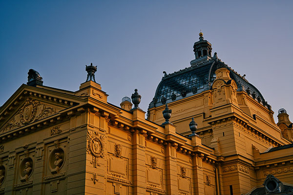 Trg Kralja Tomislava, Zagreb
