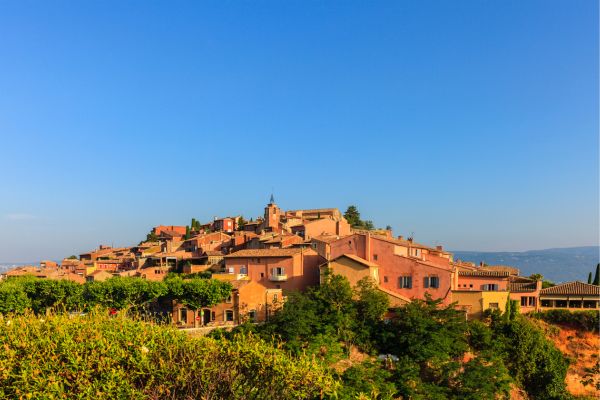 Roussillon: Nestled in one of the world’s largest ochre deposits, its hills showcase up to 17 shades—from pale yellow to deep rust. Surreal streets and cliffs -  a living canvas of Provençal beauty