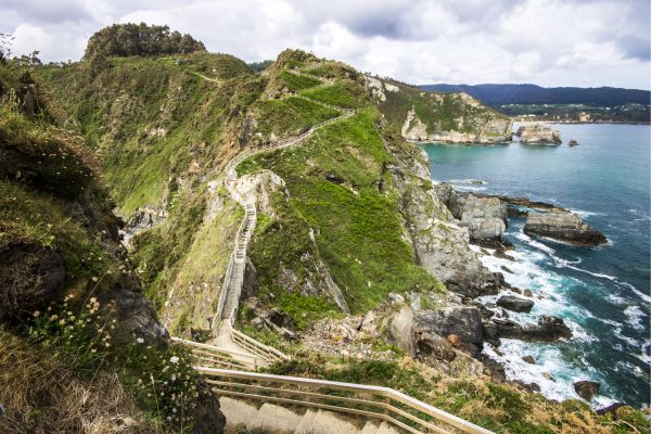 O Vicedo, Galicia: Punta Socastro, famously known as O Fuciño do Porco ("the pig's snout"), a dramatic headland..