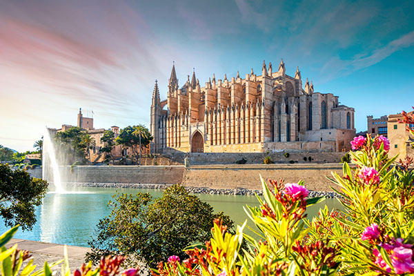 Cathedral of Palma de Mallorca overlooking the sea with iconic Gothic architecture